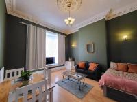 Digbeth City Centre Apartment Sleeps 12 Opposite Coach Station - B&B