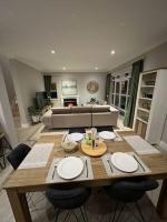 Elgin Townhouse-Excellent location - B&B Cape Town