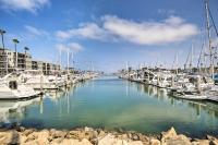 Beachfront Condo with Pool & Hot Tub - B&B Oceanside