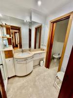 AtuaireHome Agradable apartamento en el centro de Burgos parking incluido - Chambres d'hôtes Burgos