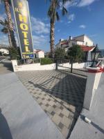 APARTMENTS KING 2 - B&B Podstrana