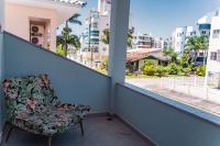 #002 Linda casa 100 m praia Palmas equipadíssima - Chambres d'hôtes Governador Celso Ramos
