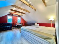 Vierpersoonskamer met Badkamer