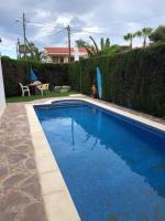 Villapolonia, casa 8 pax. piscina y aire ac. - B&B