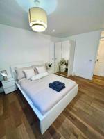 Lovely 1 Bed, Northolt Station - B&B