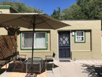Funky Urban Studio near UNR - B&B Reno