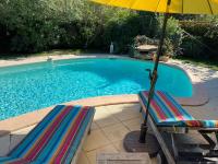 Studio bord de piscine - B&B Sérignan-du-Comtat