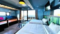 Quadruple Room with Sea View