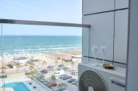 Seaview Luxury Studio in Infinity Beach Resort - B&B