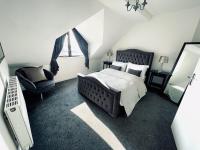 Baltic Dockside Apartment, Free Parking - B&B