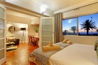 Mouille point Beachfront Apartment Adenium in Rhodora court - Bed and Breakfast Kaapstad