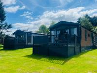 The Kestrel Lodge with Hot tub - B&B