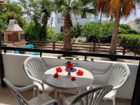 B&B Perivolia - Palm garden paradise - Bed and Breakfast Perivolia