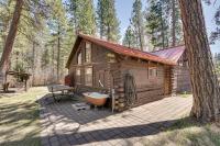 B&B Klamath Falls - Remote Escape Klamath Falls Cabin By Lake and Hikes - Bed and Breakfast Klamath Falls