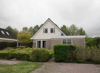 B&B Zeewolde - Villa Rust-en-Vrede met hottub - Bed and Breakfast Zeewolde