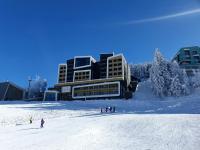 B&B Bjelašnica - NA STAZI-Luxury Mountain- on the ski slope-Free parking,Tuzlaks apartment - Bed and Breakfast Bjelašnica