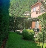 One-Bedroom Apartment with Patio (4 Adults)