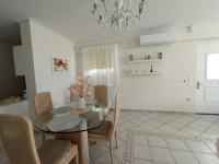 Flat with garden near sea, port and airport - Chambres d'hôtes Artémida
