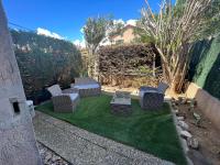 Appartement pour 2 personnes en ville avec terrasse - B&B La Londe-les-Maures