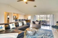 Lanai & Pool: Waterfront Cape Coral Home! - B&B Cape Coral