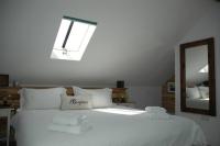 B&B Chichester - Cowslip Barn Annexe - Bed and Breakfast Chichester