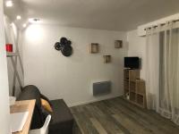 Exceptionnel studio Nice proche mer avec piscine, parking et terrasse - Bed and Breakfast Nice