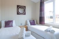 54 Meadow View Lodge - 3 Bed-Sleeps 6-TJS54MV - B&B Woolacombe