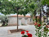 Hermione Hills Luxury Cottage by Goutos Luxury Living - Chambres d'hôtes Aegina