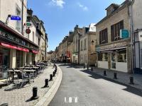 Charmante Maison en Pierre - Centre Ville - Plage - B&B Ouistreham