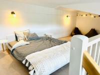 PRIVATŪS LOFTO APARTAMENTAI ŠALIA KOPŲ IR DVIRAČIŲ TAKO - Chambres d'hôtes Palanga