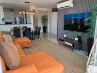 B&B Panamá - 7B - Style! Spacious and Cool! 4BR - Bed and Breakfast Panamá