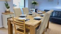 B&B Stevenage - Modern 3 bed house 2 parking spaces contractors welcome - Bed and Breakfast Stevenage