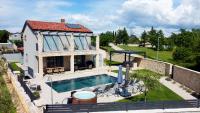 B&B Rovinj - Villa Art Renata with Pool, Sauna & Hot tub - Bed and Breakfast Rovinj