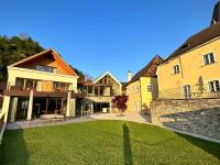 B&B Spitz an der Donau - Weingut FJ Gritsch Mauritiushof Apartments - Bed and Breakfast Spitz an der Donau