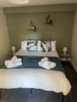 Poplar House-2Bedroom house in town centre with free Parking! by ShortStays4U - B&B King's Lynn