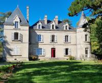 Chambres d'hôtes Château de Saint Etienne du Bois - Ferienwohnung