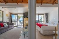 Palm Beach Cottage with Private Spa Pool - B&B Palm Beach