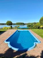 Mazury na Śląsku - Dom Wakacyjny z basenem - B&B Boguchwałowice