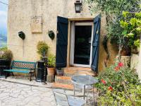 B&B Belgodere - Studio atypique à 8km de la mer - Bed and Breakfast Belgodere