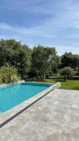 Studio indépendant avec accès piscine - B&B