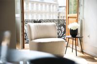 B&B Wiesbaden - Palais Passy~Design Suite mit Ausblick im Zentrum - Bed and Breakfast Wiesbaden