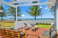 Saltys - Oceanfront Retreat near Dining & Bay Walks - Chambres d'hôtes Victor Harbor