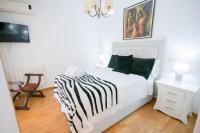 B&B Madrid - For Your Rentals Nice And Cozy Apartment Near Isla Azul-Madrid ATA5D - Bed and Breakfast Madrid