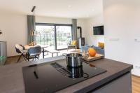 MEH18 _ neues Ferienapartment in Seenähe - B&B Mitten