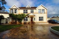 Porthcawl Magnificent 7 Bedroom House - B&B Porthcawl