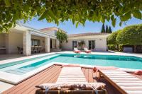 Luxurious Volme199 (4* Home) - B&B