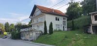 B&B Travnik - Apartman Jurak - Bed and Breakfast Travnik