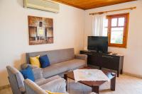 Mallos Vacation House - B&B
