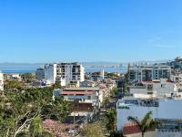 Condo Cascada - Stunning Views, 2BR, 2Bth, Gym in Romantic ZN - Bed and Breakfast Puerto Vallarta
