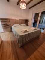 Villa Bosna Near Dubrovnik very beautiful Villa entirely privatized swimming pool, jacuzzi, sauna, billiard, ping-pong - Chambres d'hôtes Ivanica